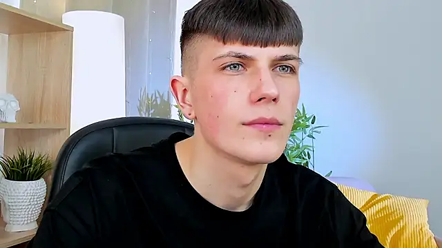 Rony Joy online show from March 13, 1:30 pm