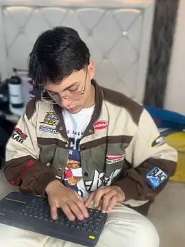 Samu Hott online show from March 28, 8:53 pm