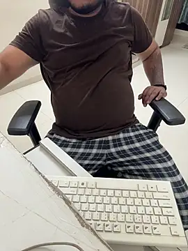 Rah0091 online show from April 7, 5:57 pm