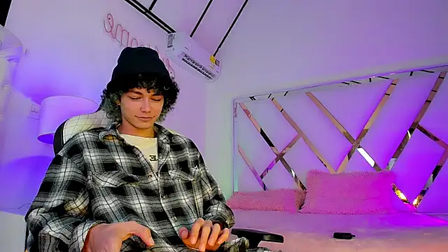 thanier 18 online show from March 31, 7:26 pm