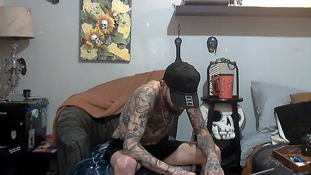 F D R  online show from March 2, 6:03 am