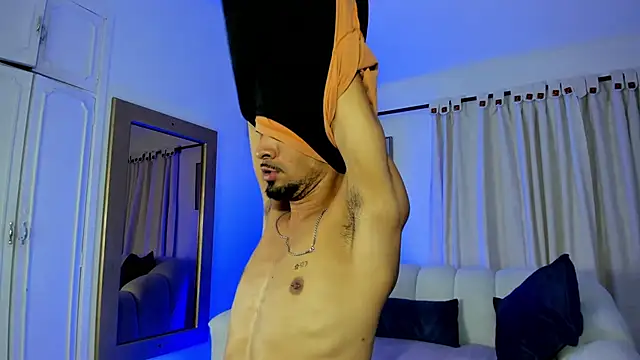 neyder sanz online show from February 10, 3:55 am