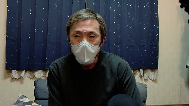 renrenta 77 online show from March 3, 12:45 pm