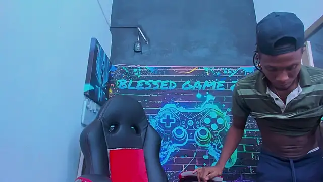 Jeanpieroo26 online show from February 16, 7:34 pm