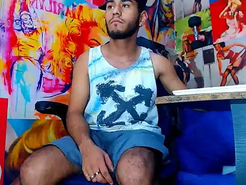 warmNoah online show from April 17, 9:50 pm