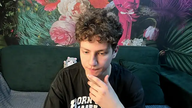 StefanBev online show from April 12, 8:10 pm