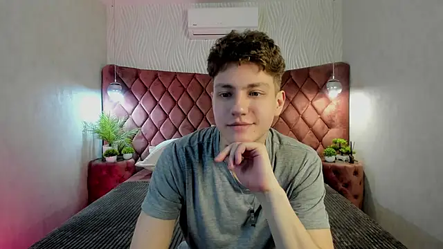 StefanBev online show from March 4, 7:43 pm