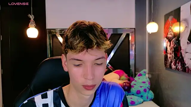 Liam Green1 online show from March 4, 6:59 pm