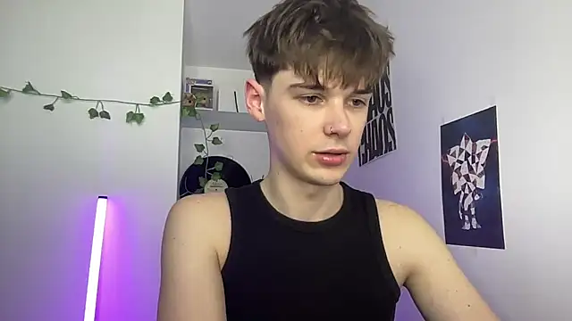 YourMilkyGuy online show from April 1, 3:20 pm