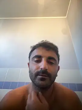 elia2711 online show from April 3, 3:31 pm