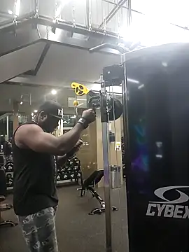 darkstallion7 online show from April 22, 3:57 am