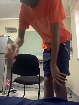 Effacement OS online show from February 9, 4:22 pm