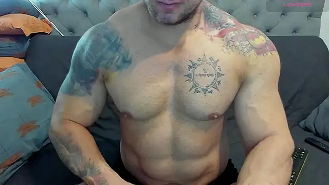 Snapshot of Samson_Legend chatting on March 3, 3:35 pm Samson Legend online show from March 3, 3:35 pm