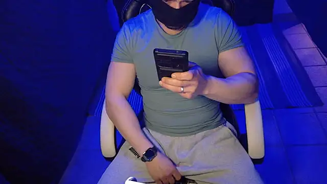 YouAndMe-forever online show from April 1, 6:04 am