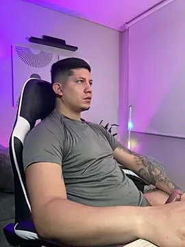  robertobaggioo online show from April 2, 1:41 pm