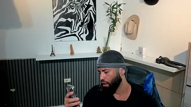 BENEDIICK online show from March 3, 1:40 pm