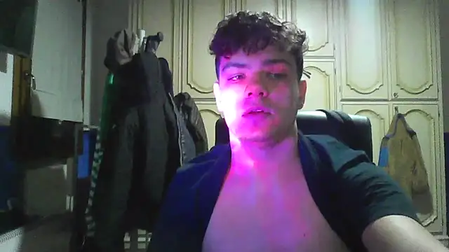 boyitarussian online show from February 13, 9:42 pm