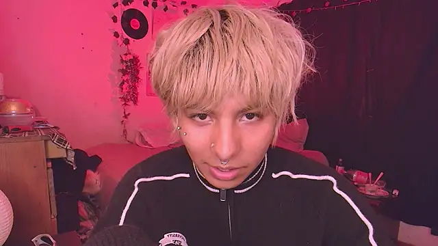 prince oliverr online show from February 17, 5:28 am