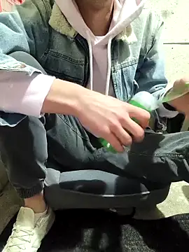 xxkick9999 online show from February 28, 7:02 pm