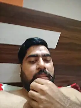 parasxarora online show from February 14, 8:37 pm