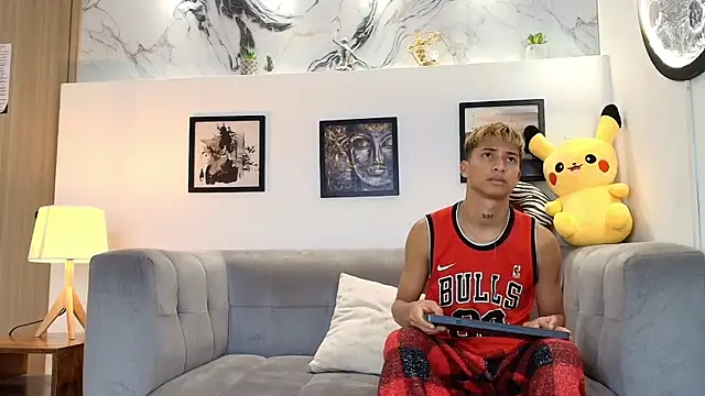 GOLD BOYS online show from May 19, 7:25 am