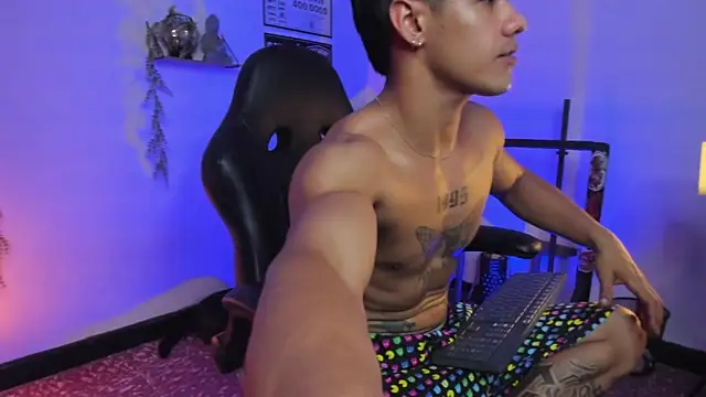 Rob zaens33 online show from February 25, 3:13 pm