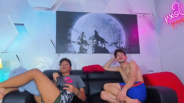 Spicy guys online show from April 6, 8:09 pm