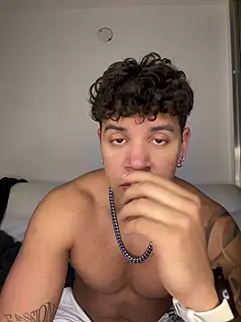 amenadiel fire online show from April 19, 5:18 am