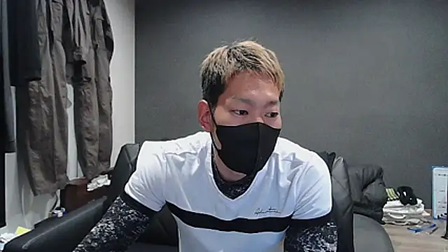 ryuaaaaa online show from April 1, 6:26 am