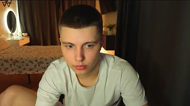 Keviin777 online show from February 22, 7:15 pm