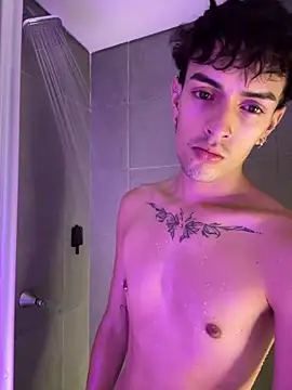 sr sprinkles online show from April 21, 9:32 pm