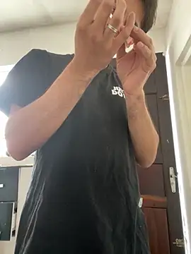 Exclusiveboy69 online show from April 21, 1:17 pm