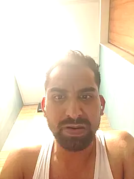 RonitVora online show from May 18, 6:01 pm