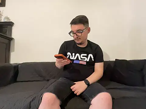 massiyyyy online show from June 24, 9:34 am