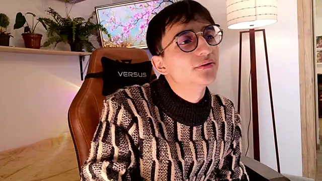 Sr evann online show from March 25, 5:39 pm