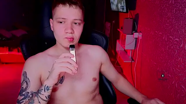 Karl Night  online show from March 30, 8:54 pm