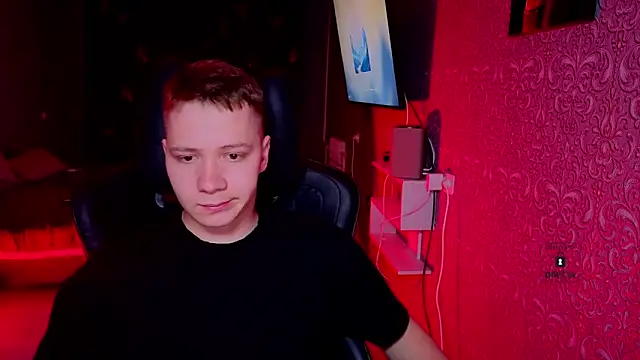 Karl Night  online show from March 27, 5:25 pm