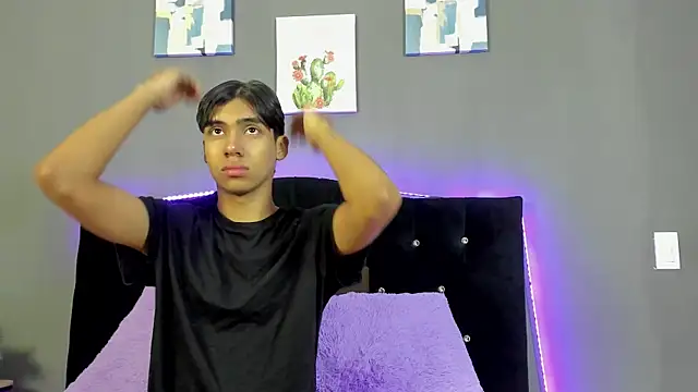 Eros Lux online show from April 22, 12:10 pm