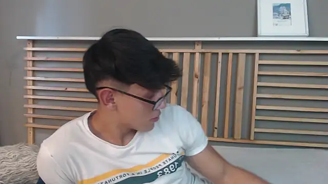 clark ken01 online show from June 11, 9:35 pm