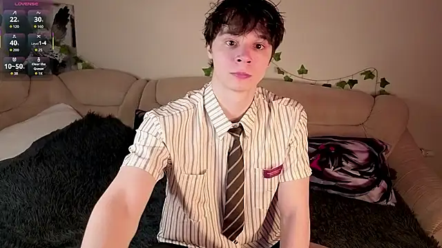 AnthonyCuutie online show from March 12, 6:15 pm