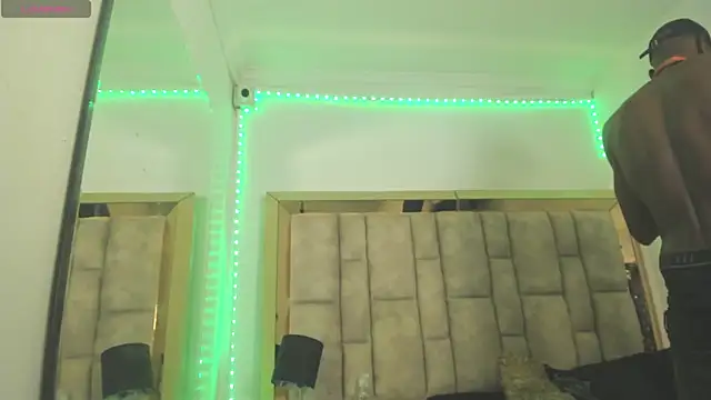 Titan Moreno  online show from April 21, 12:22 pm