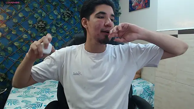 Roccoallegeri online show from March 31, 12:29 pm