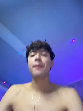 MatthewMoore  online show from March 17, 12:25 am