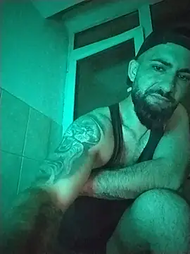 Tommy Porn  online show from May 20, 9:43 pm