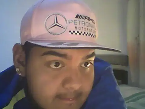 XNoahDeepThroatX online show from April 23, 6:07 am