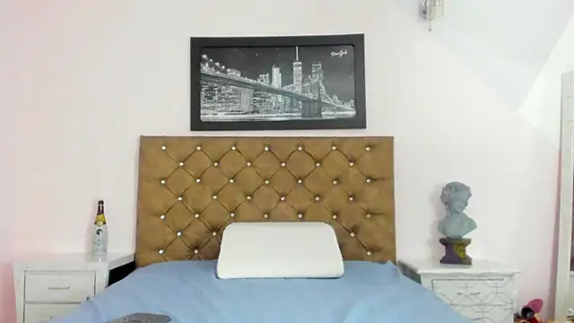 finn jackson online show from April 20, 8:00 pm