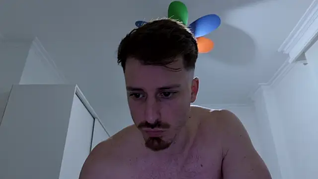 zeusoctavian1 online show from March 11, 6:37 pm