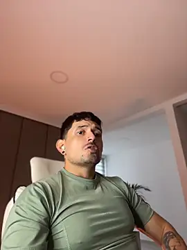 TroyeSavage online show from April 23, 12:29 pm