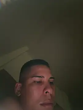 LeiAaron1998 online show from July 5, 10:28 pm