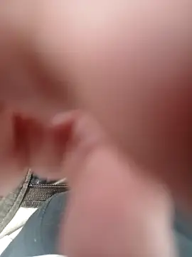 05lolo online show from April 26, 1:30 pm